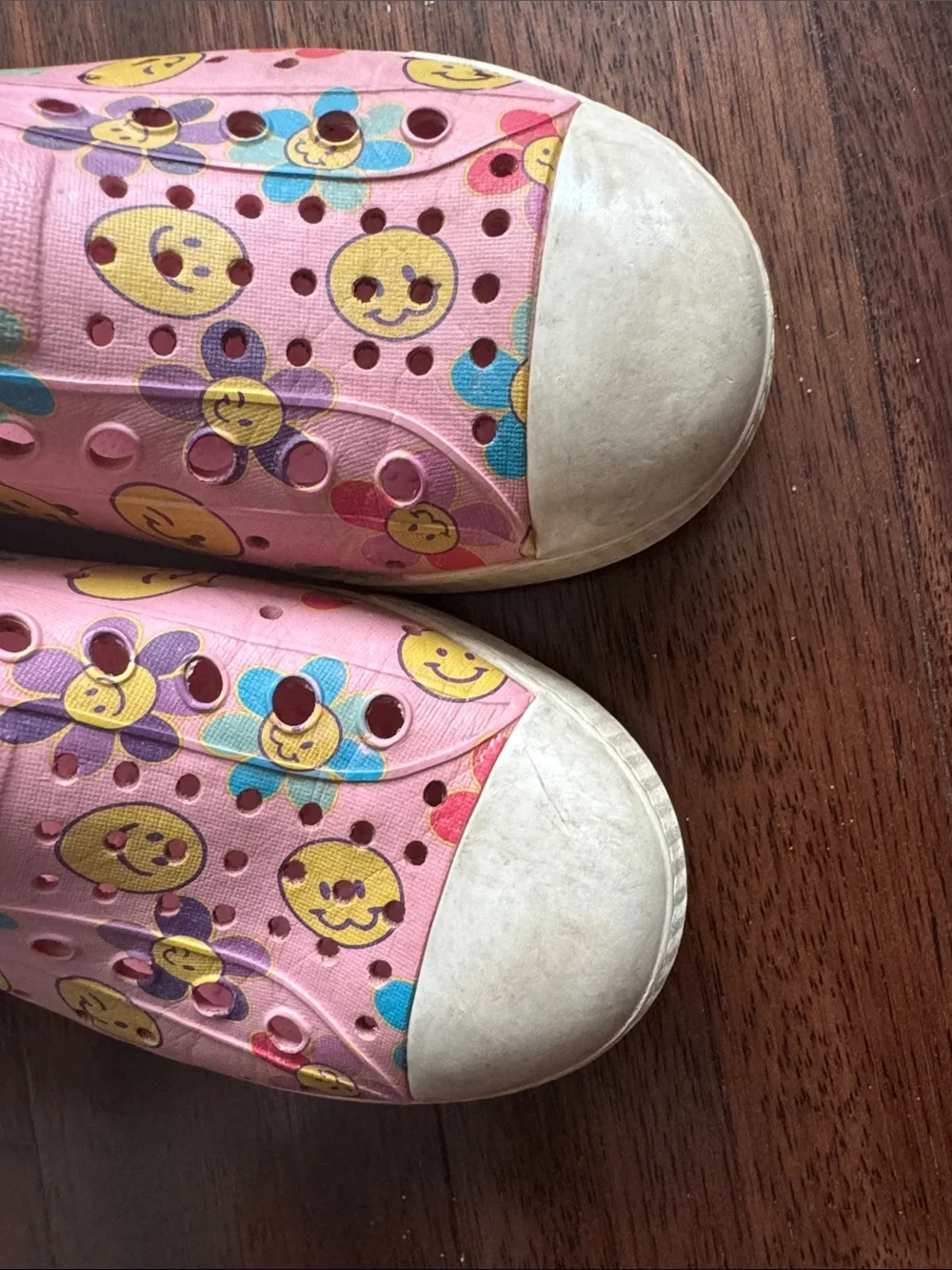 Native Kids Pink Slip-On Floral Smile Sneakers